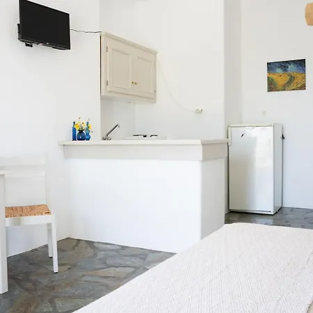 Sirokos At Winds House In Ampelas